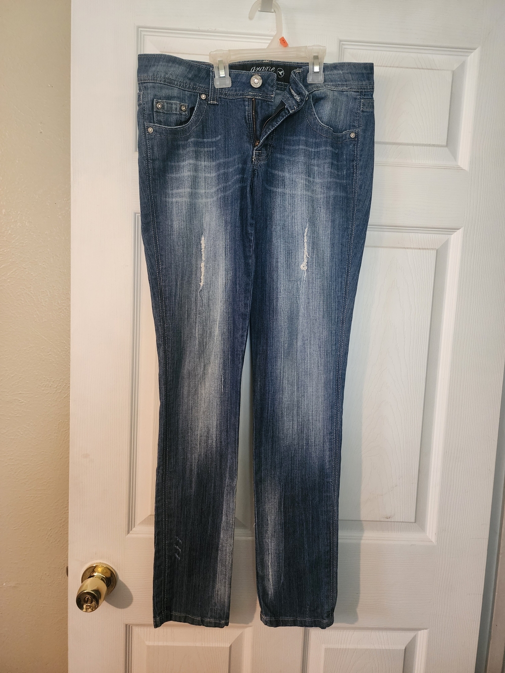 Grane Women's Straight Leg Faded Blue Jeans